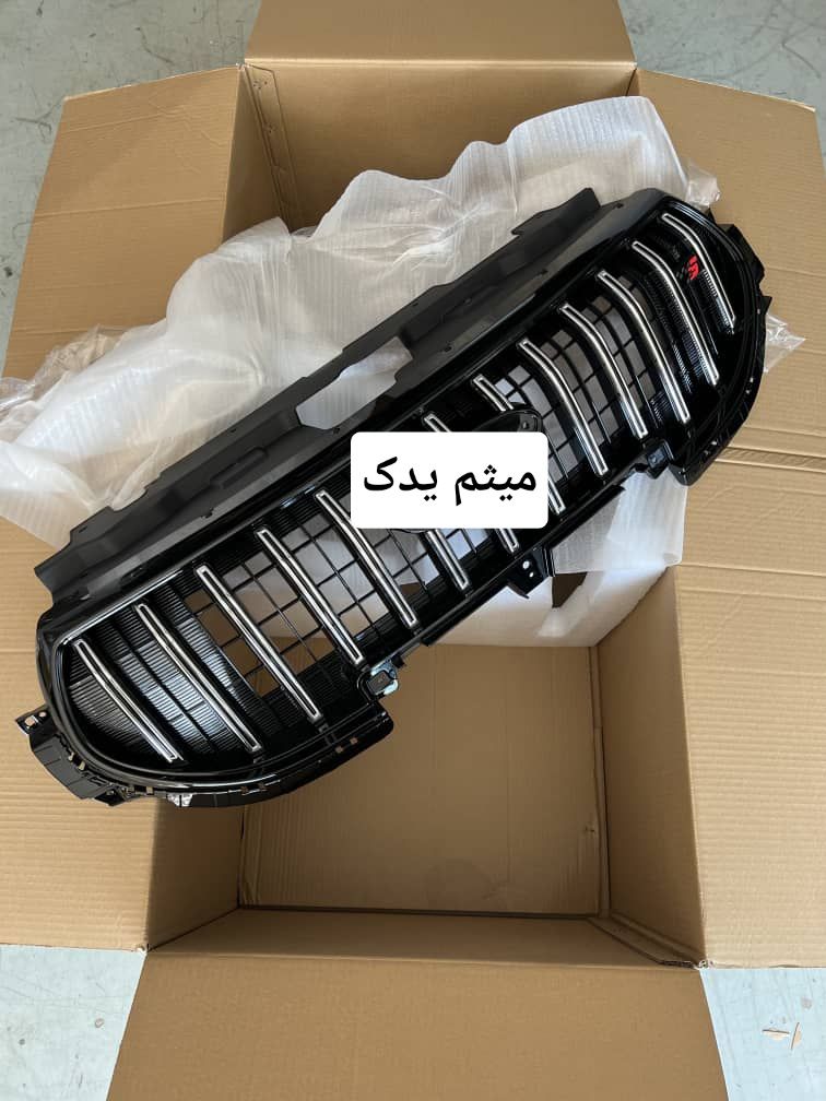 جلو پنجره اصلی شرکتی اریزو ۵ fl اف ال